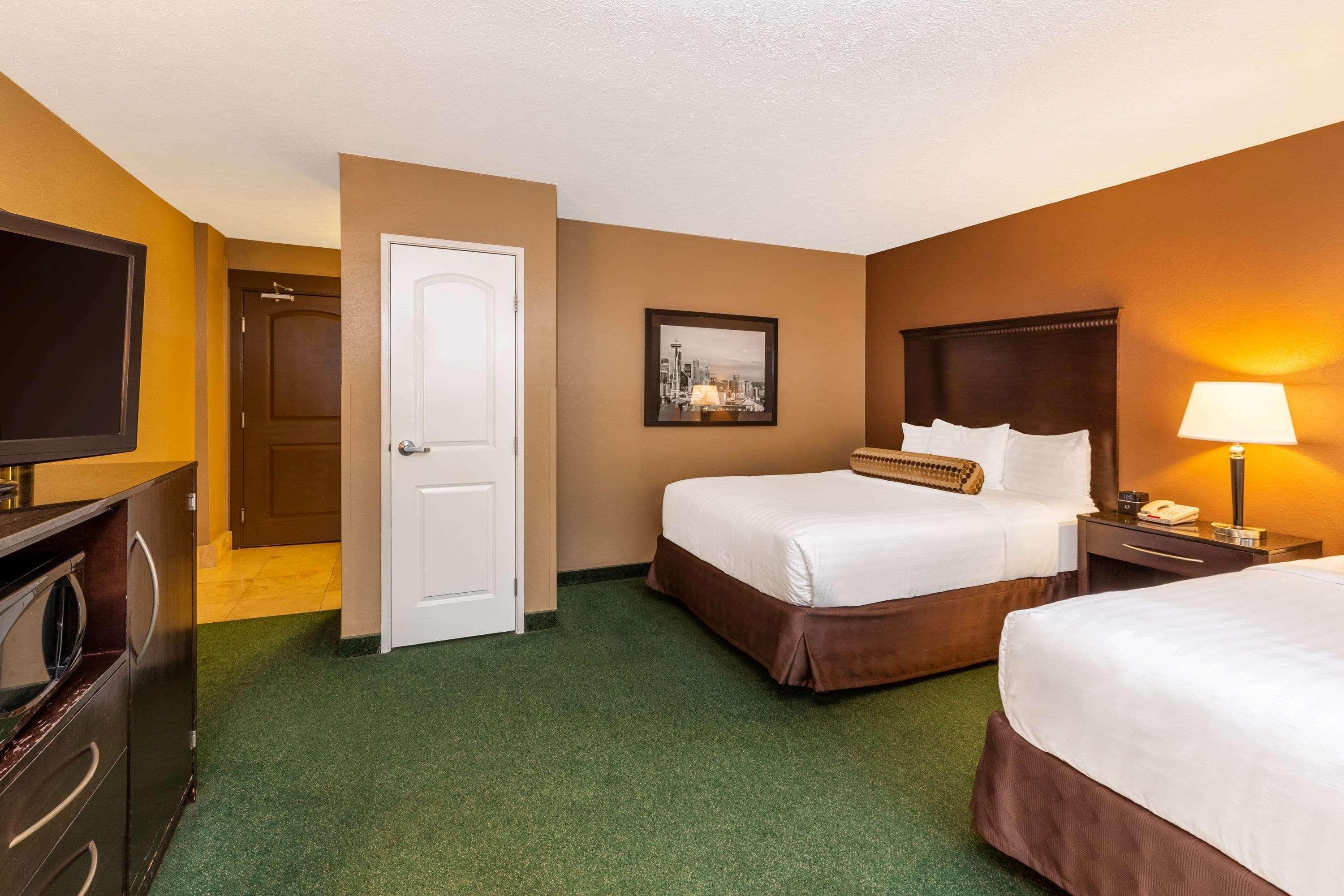 Отель La Quinta By Wyndham Seattle Downtown Экстерьер фото