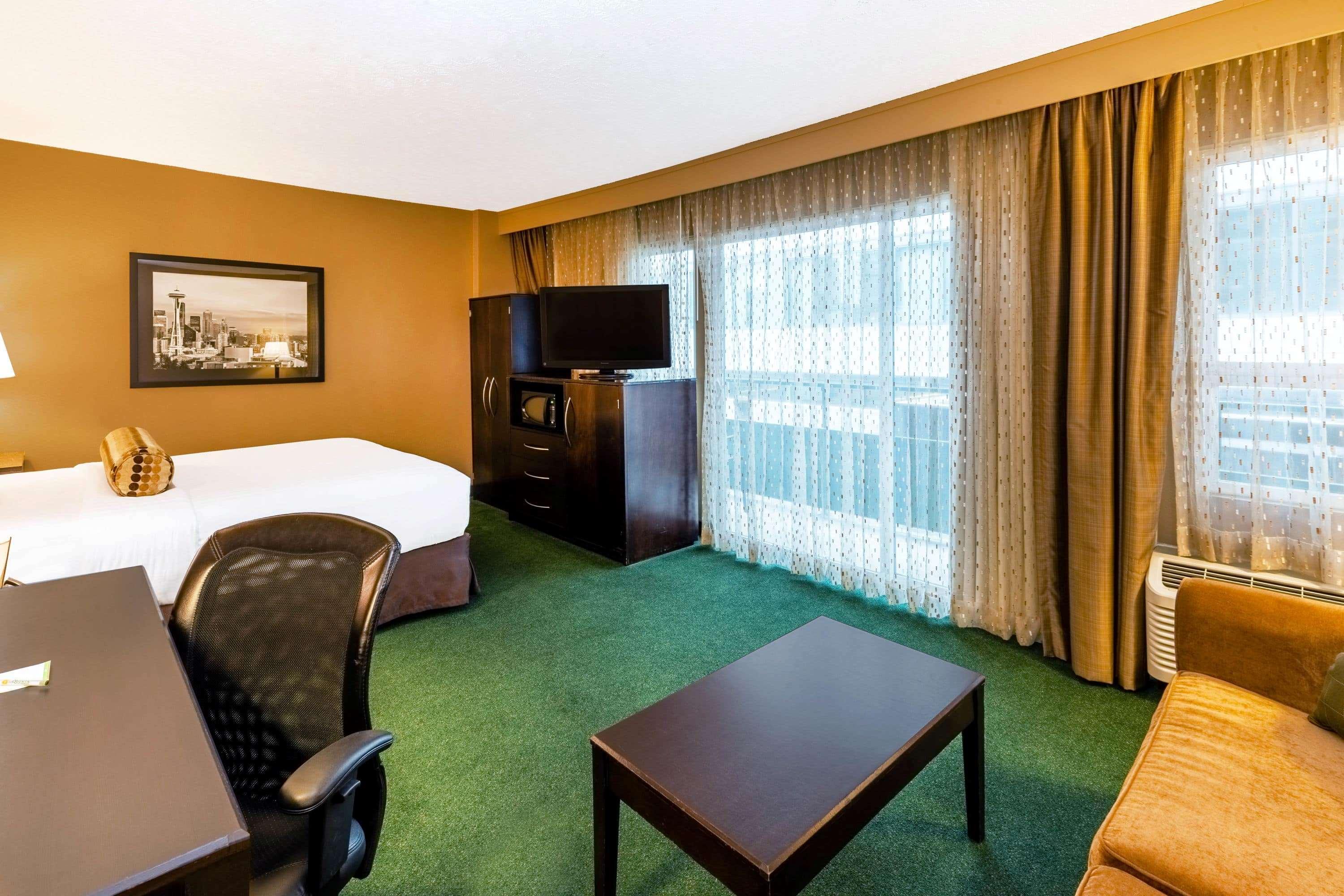 Отель La Quinta By Wyndham Seattle Downtown Экстерьер фото