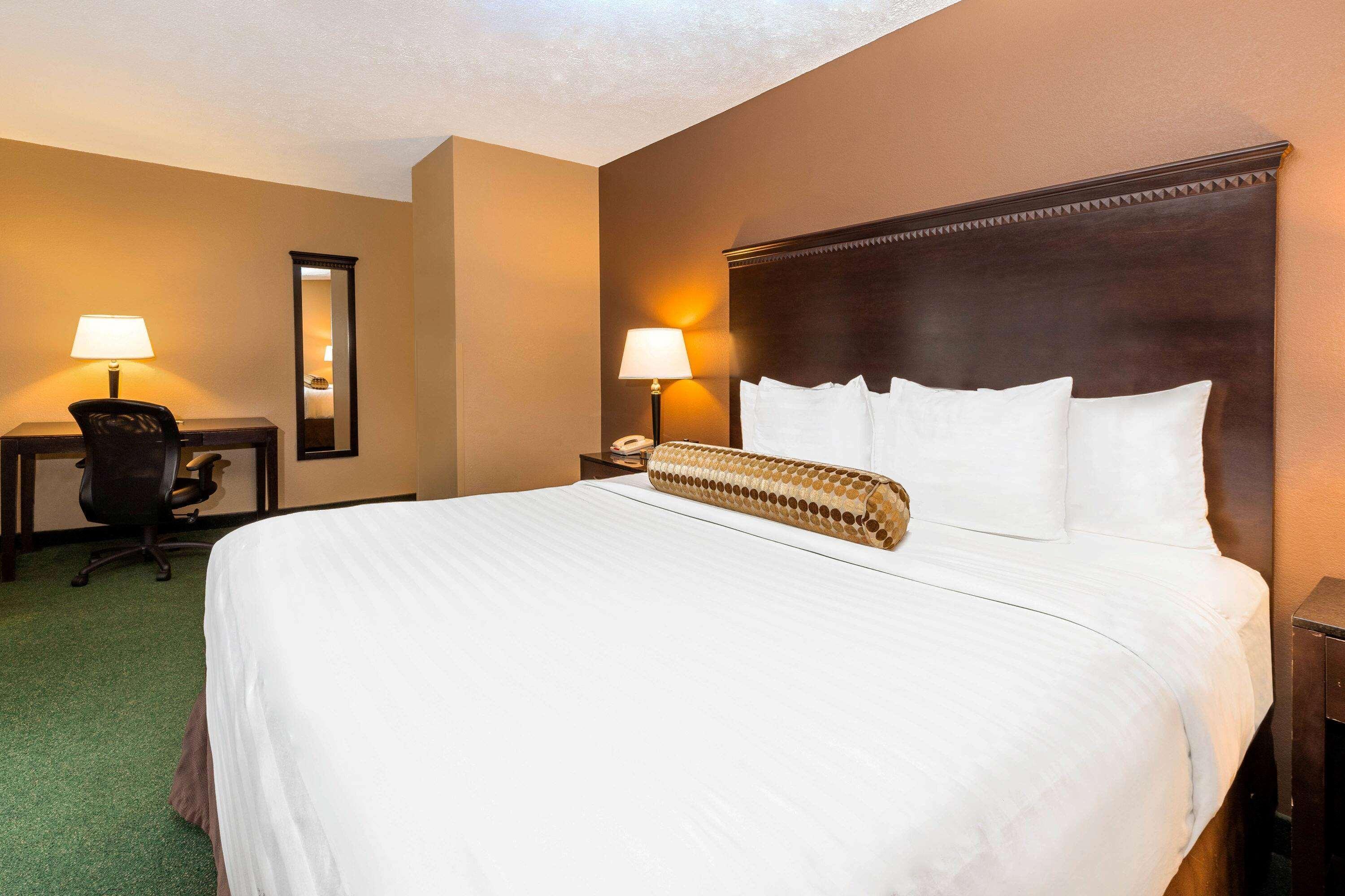 Отель La Quinta By Wyndham Seattle Downtown Экстерьер фото